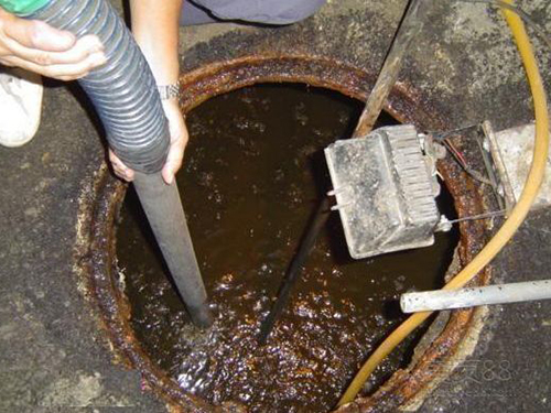 鸡冠隔油池清理