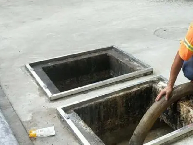 鸡冠化粪池清理